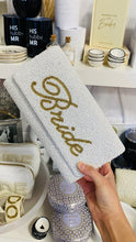 Load image into Gallery viewer, Bride Bead Clutch