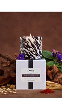 Load image into Gallery viewer, 15.5oz Saffron Sandalwood - Lounge