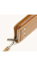 Load image into Gallery viewer, Bryant Wallet Oak Edge