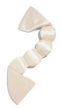 Load image into Gallery viewer, Silk Weighted Mask - Pearl