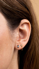 Load image into Gallery viewer, Sapphire Baguette Earring