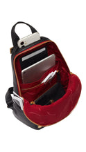 Load image into Gallery viewer, Hunter Medium Black-BG Red
