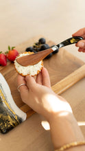 Load image into Gallery viewer, Onyx Cheese Spreader
