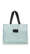 Load image into Gallery viewer, Holo Holo - Seaside White on Lemu Blue Reversible Carryall Bag
