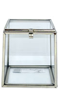 Load image into Gallery viewer, Golf Ball Display Case
