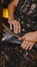 Load image into Gallery viewer, Invitation Clutch- Black
